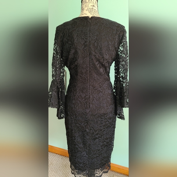 Black Lace Bodycon Dress Size 8 - Picture 3 of 7